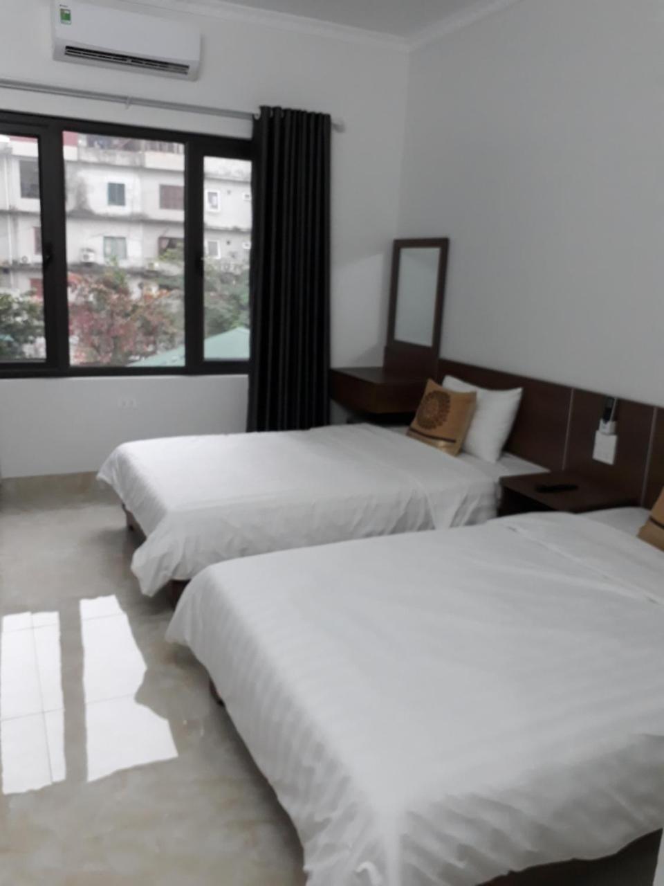Toan Phuong Hostel Ха Лонг Екстериор снимка